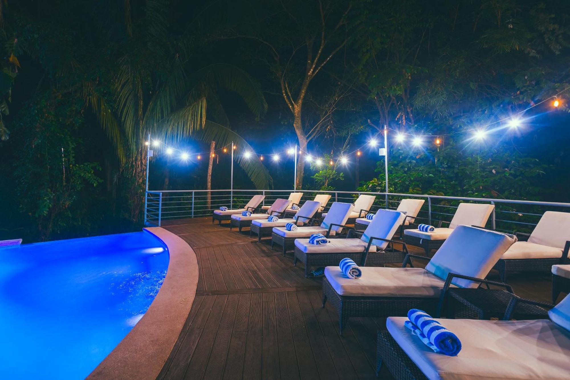 מנואל אנטוניו Jungle Vista Boutique Hotel מראה חיצוני תמונה
